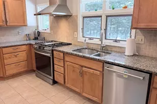 11 Cove Dr, Sturbridge, MA 01566 - Photo 11
