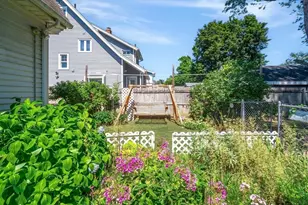 51 Itendale St, Springfield, MA 01108 - Photo 39