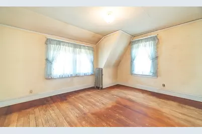 51 Itendale St, Springfield, MA 01108 - Photo 29