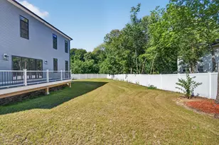 44 Grandview Rd, Reading, MA 01867 - Photo 29