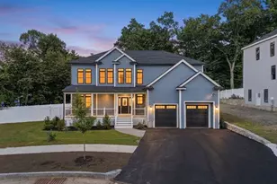 44 Grandview Rd, Reading, MA 01867 - Photo 1