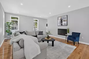 44 Grandview Rd, Reading, MA 01867 - Photo 5