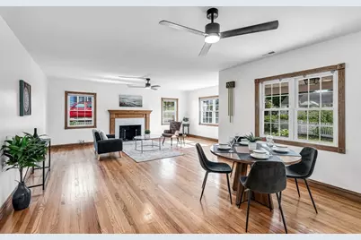 115 Saint James Ave, Chicopee, MA 01020 - Photo 9
