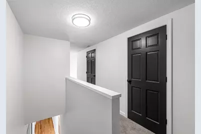 115 Saint James Ave, Chicopee, MA 01020 - Photo 25