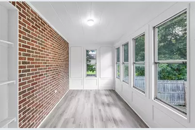 115 Saint James Ave, Chicopee, MA 01020 - Photo 21