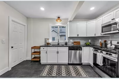 19 Eldert St, Springfield, MA 01109 - Photo 21
