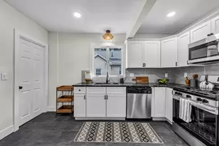 19 Eldert St, Springfield, MA 01109 - Photo 21