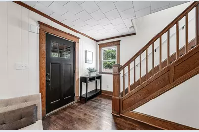 19 Eldert St, Springfield, MA 01109 - Photo 7