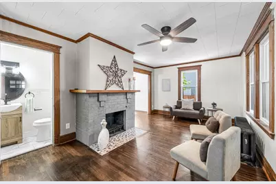 19 Eldert St, Springfield, MA 01109 - Photo 9