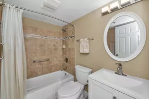 250 Hammond Pond Pkwy, Newton, MA 02467 - Photo 21