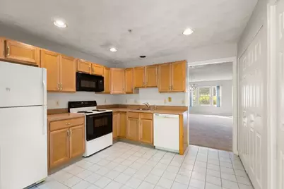 396 Boston Rd #302, Billerica, MA 01821 - Photo 5