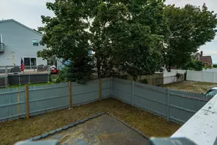 33 Bay View Ave, Winthrop, MA 02152 - Photo 29