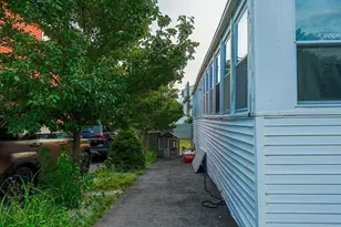 33 Bay View Ave, Winthrop, MA 02152 - Photo 3