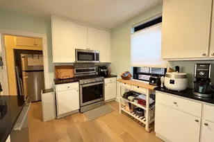 92 Marion St, Brookline, MA 02446 - Photo 5