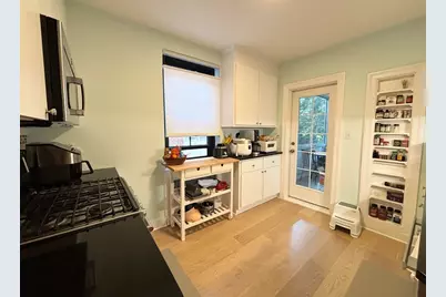 92 Marion St #4, Brookline, MA 02446 - Photo 7