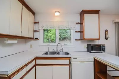 4 Emelda St, Palmer, MA 01069 - Photo 13