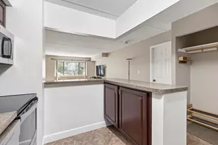 4975 Washington St, Boston, MA 02132 - Photo 3