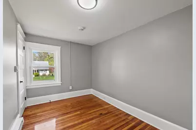 100 Essex St, Pittsfield, MA 01201 - Photo 29