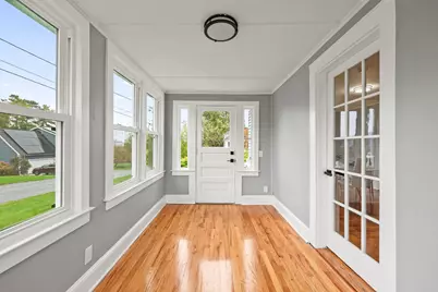 100 Essex St, Pittsfield, MA 01201 - Photo 17
