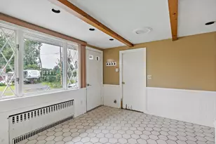 7 Harold Ave, Somerset, MA 02726 - Photo 5