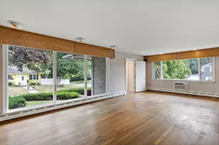 7 Harold Ave, Somerset, MA 02726 - Photo 13