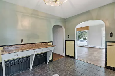 7 Harold Ave, Somerset, MA 02726 - Photo 11