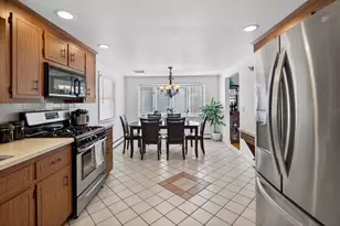 4 River Park St, Needham, MA 02494 - Photo 19