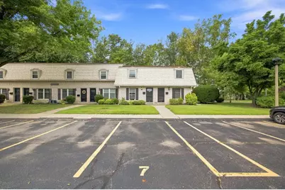 7 Corey Colonial #7, Agawam, MA 01001 - Photo 3