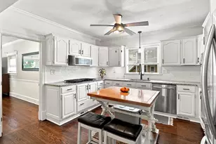 70 Pine St, Chicopee, MA 01020 - Photo 5