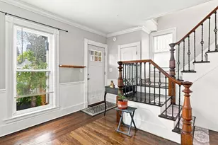 70 Pine St, Chicopee, MA 01020 - Photo 11