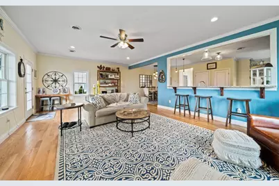 129 Bay Shore Dr, Plymouth, MA 02360 - Photo 11