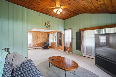 83 Union Rd, Wales, MA 01081 - Photo 7