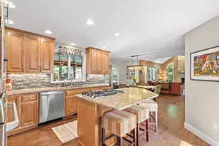 9 Douglas Dr, Mansfield, MA 02048 - Photo 9