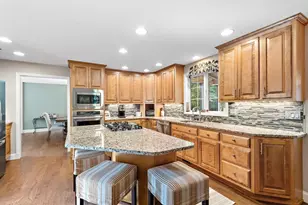 9 Douglas Dr, Mansfield, MA 02048 - Photo 11