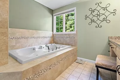 9 Douglas Dr, Mansfield, MA 02048 - Photo 25