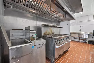 61 Franklin St, Lynn, MA 01902 - Photo 9