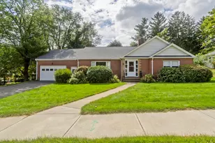 34 Vadnais St, Holyoke, MA 01040 - Photo 1