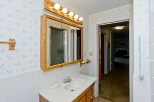 34 Vadnais St, Holyoke, MA 01040 - Photo 13