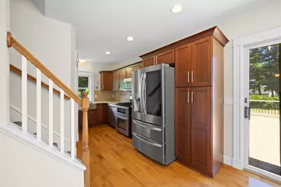 34 Ricard St, Seekonk, MA 02771 - Photo 7