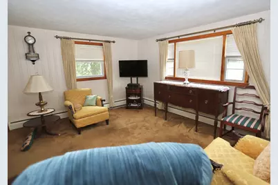 36 Revere St, Worcester, MA 01604 - Photo 5