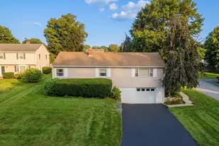 36 Revere St, Worcester, MA 01604 - Photo 1