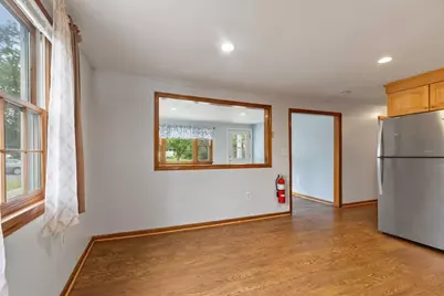 170 Townsend Ave, Lowell, MA 01854 - Photo 7