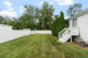 170 Townsend Ave, Lowell, MA 01854 - Photo 39