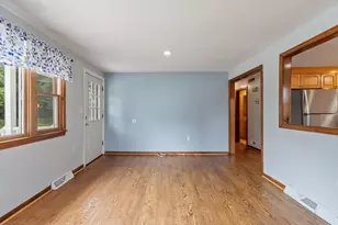 170 Townsend Ave, Lowell, MA 01854 - Photo 5