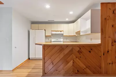 170 Townsend Ave, Lowell, MA 01854 - Photo 33