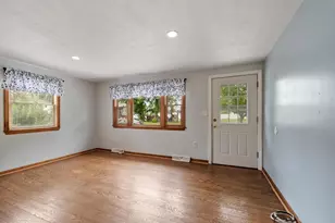 170 Townsend Ave, Lowell, MA 01854 - Photo 3