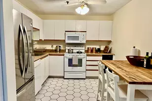3920 Mystic Valley Pkwy, Medford, MA 02155 - Photo 7