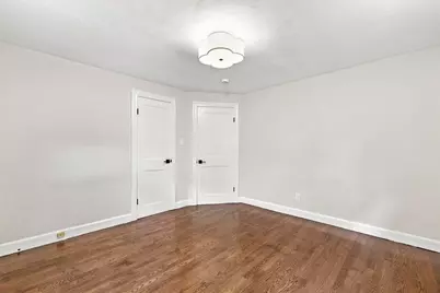 7 Franklin St, Boston, MA 02136 - Photo 19