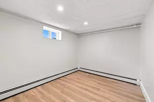 7 Franklin St, Boston, MA 02136 - Photo 31