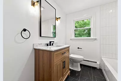 7 Franklin St, Boston, MA 02136 - Photo 25